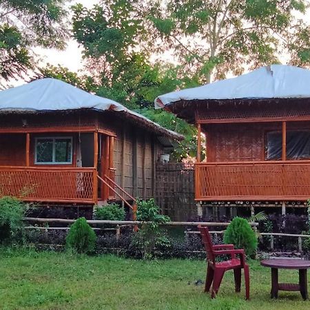 מלון Kāziranga Tiger'S Wood Glamping & Eco-Retreat מראה חיצוני תמונה